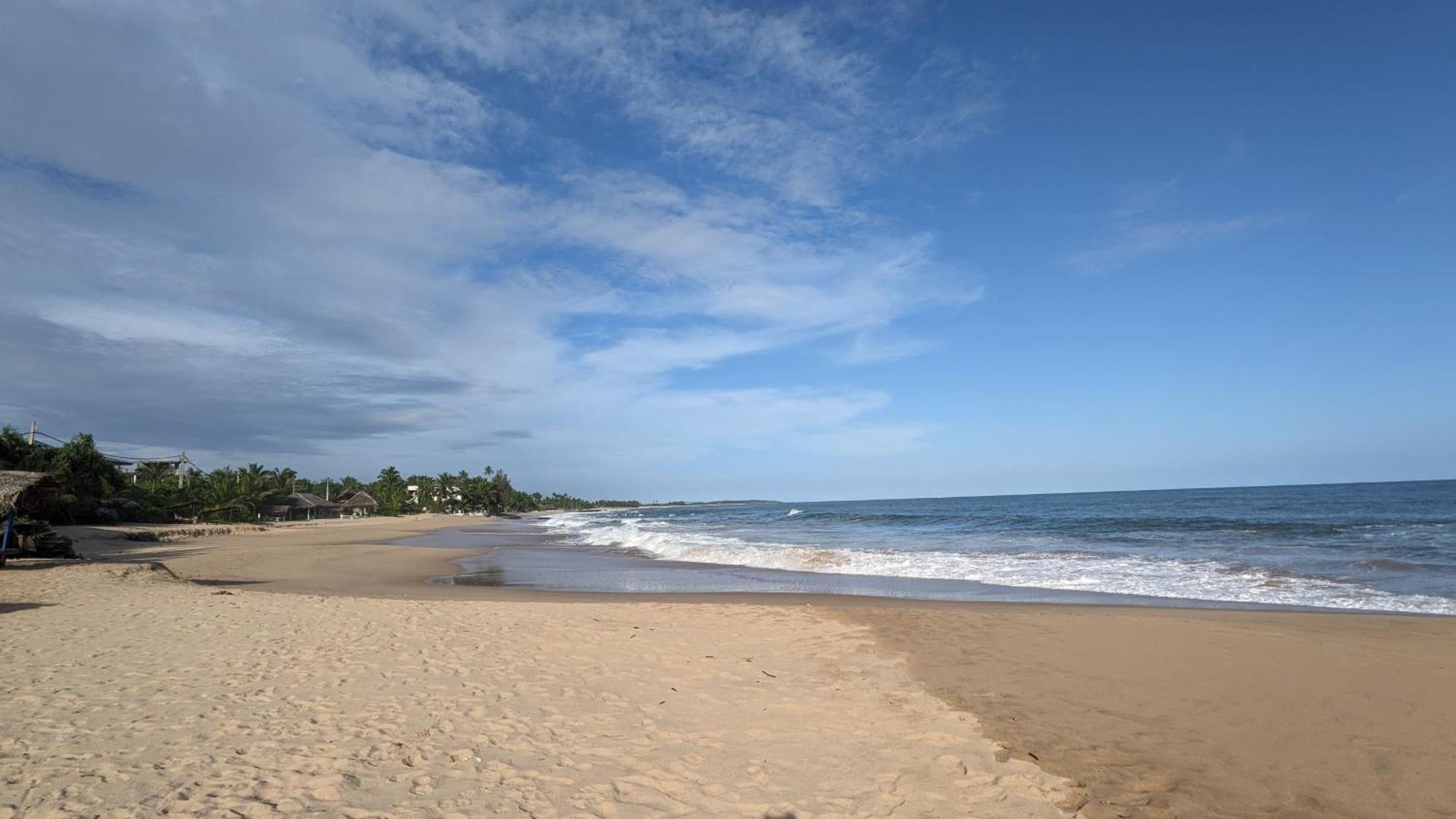 Canoe Beach Resort Tangalle Exterior foto